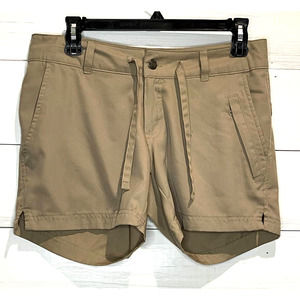 Magellan Women's Khaki Shorts - Falcon Lake Shorty Shorts Small